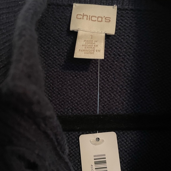 Chicos button up cardigan. - Picture 3 of 9